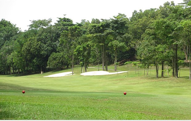 Exclusive 4D3N Batam Golf Escape: Tee Off at Premier Courses Designed by Golf Legends
